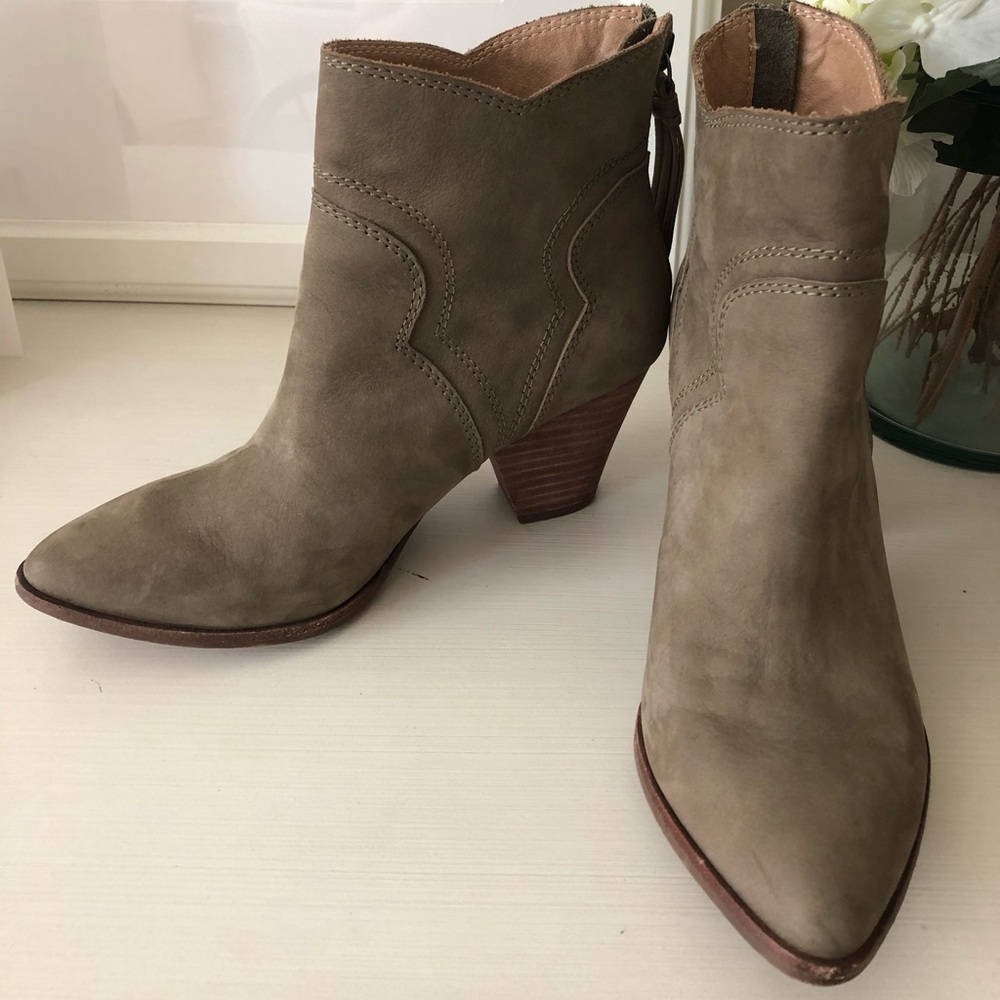 Splendid booties
